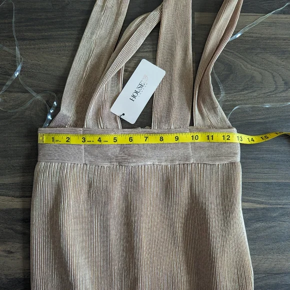 NWT House of CB plisse Isolde dress - Picture 11 of 11